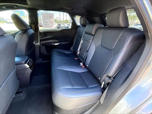 Used 2025 Lexus RX 350 Premium w/ Convenience Package image 18
