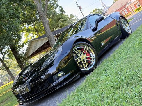 Used 2008 Chevrolet Corvette Z06 w/ Preferred Equipment Group RWD image 3