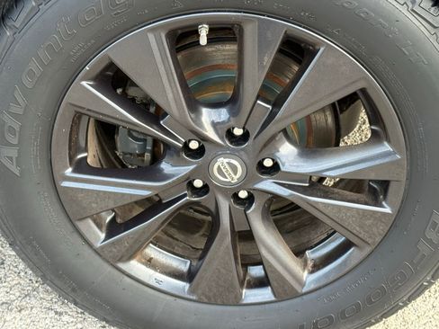 Used 2017 Nissan Murano SV w/ Premium Plus Package image 41