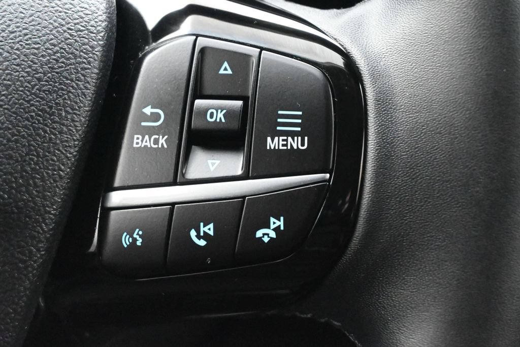 Used 2022 Ford Escape SEL w/ Technology Package FWD image 8