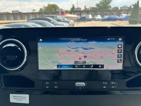 Used 2022 Mercedes-Benz Sprinter 3500 image 62
