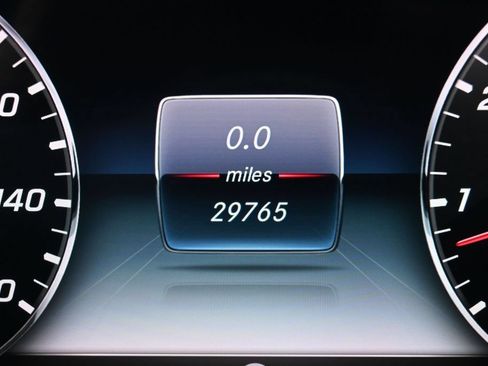 Used 2019 Mercedes-Benz E 450 4MATIC Wagon image 13