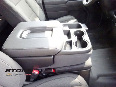 New 2026 GMC Sierra 1500 SLE image 19