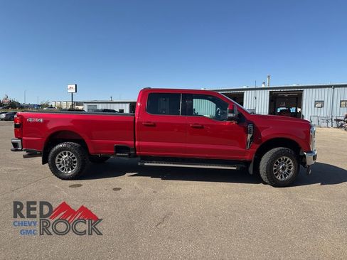 Used 2023 Ford F350 Lariat w/ Tow Technology Package image 4