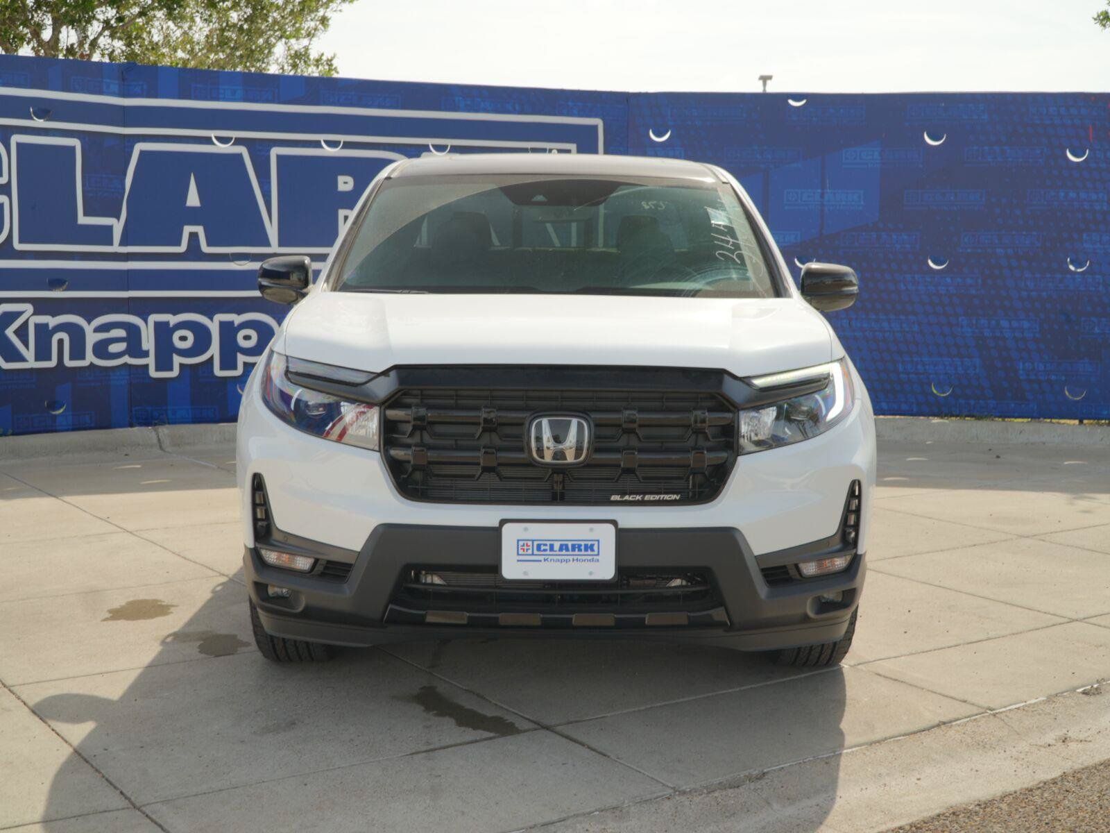 New 2026 Honda Ridgeline Black Edition image 2