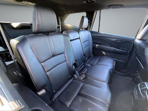 Used 2022 Honda Pilot TrailSport image 25
