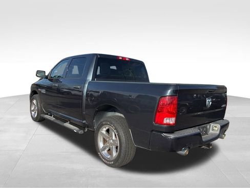 Used 2017 RAM 1500 Express image 3