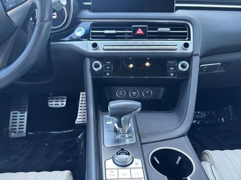 Used 2024 Genesis G70 2.5T w/ Sport Prestige Package image 11