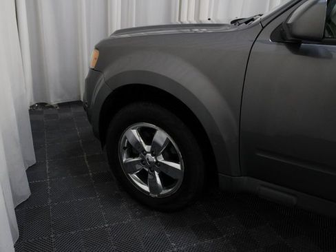 Used 2010 Ford Escape Limited image 9