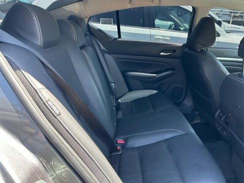 Used 2020 Nissan Altima 2.5 SL FWD image 20