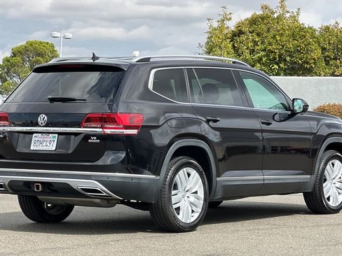Used 2018 Volkswagen Atlas SEL Premium AWD/4WD image 2