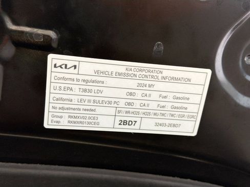 Used 2024 Kia Forte LXS image 17