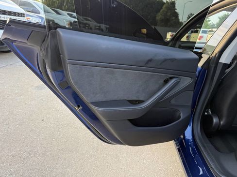 Used 2019 Tesla Model 3 Long Range AWD/4WD image 14