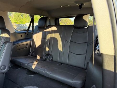 Used 2018 Cadillac Escalade ESV Premium Luxury image 29