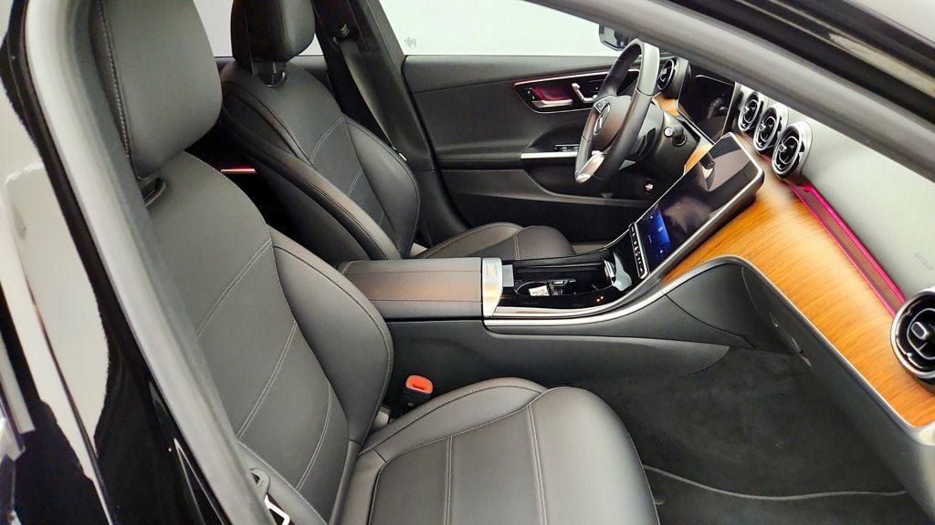 Used 2024 Mercedes-Benz C 300 4MATIC Sedan image 21