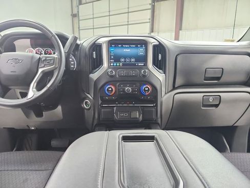 Used 2022 Chevrolet Silverado 1500 LT Trail Boss w/ Bed Protection Package AWD/4WD image 24