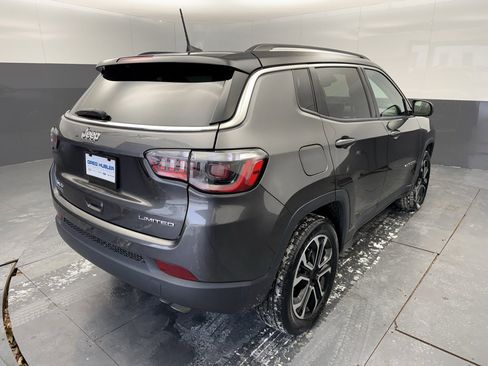 Used 2022 Jeep Compass Limited image 13
