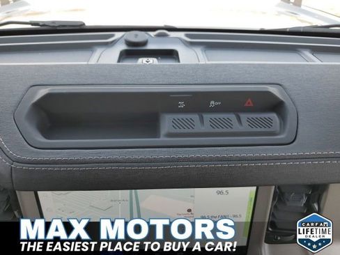 Used 2025 Ford Bronco Outer Banks image 29