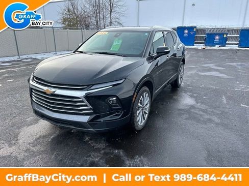 Used 2024 Chevrolet Blazer Premier w/ Driver Confidence II Package image 1