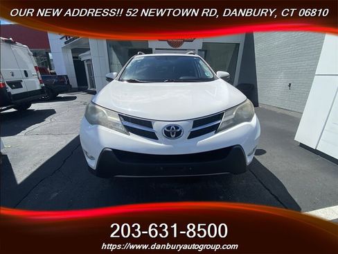 Used 2015 Toyota RAV4 XLE AWD/4WD image 11