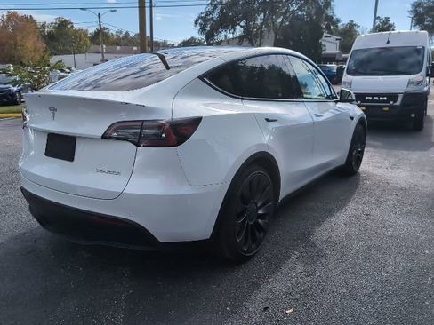Used 2022 Tesla Model Y Performance image 6