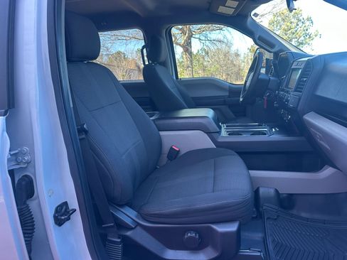 Used 2017 Ford F150 XL w/ Equipment Group 101A Mid image 10