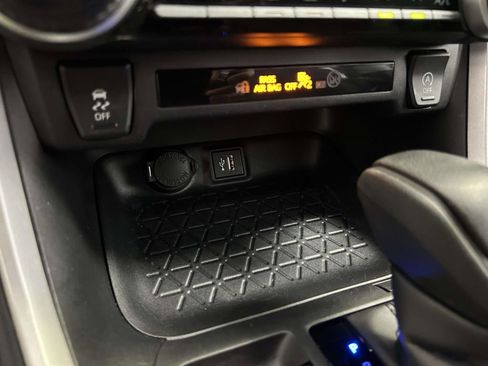 Certified 2024 Toyota RAV4 LE FWD image 23