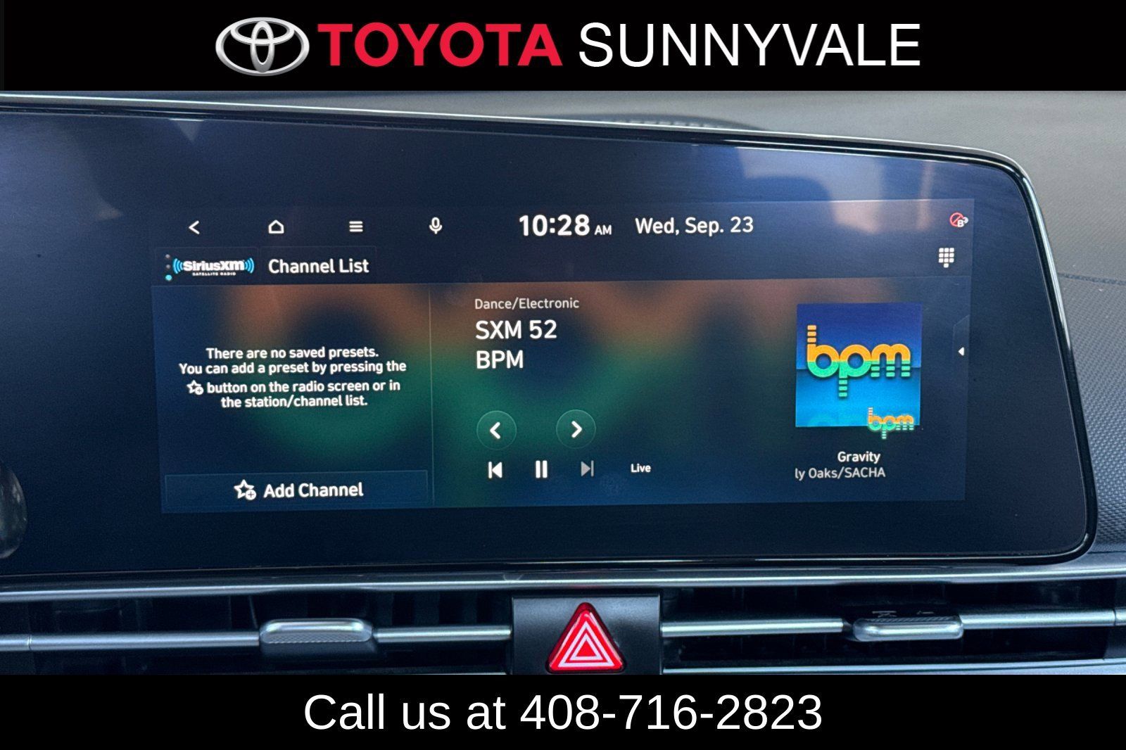 Used 2025 Hyundai Elantra Limited FWD image 21