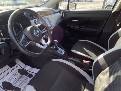 Used 2021 Nissan Versa SV image 10
