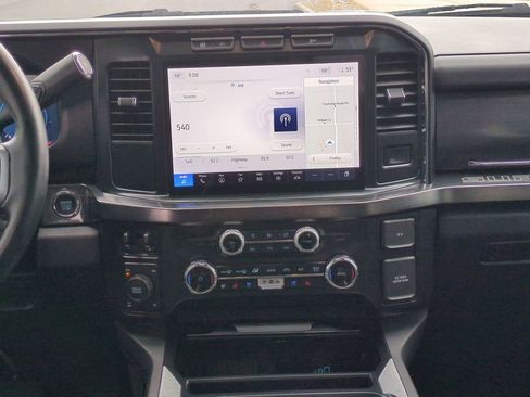 Used 2024 Ford F250 Lariat image 17