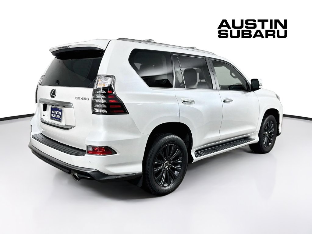 Used 2023 Lexus GX 460 Premium w/ Accessory Package AWD/4WD image 7