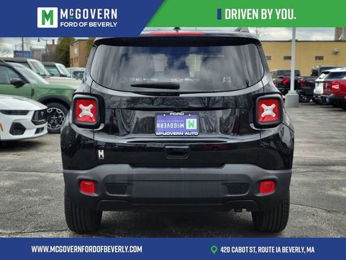 Used 2023 Jeep Renegade Altitude w/ Convenience Group I AWD/4WD image 5
