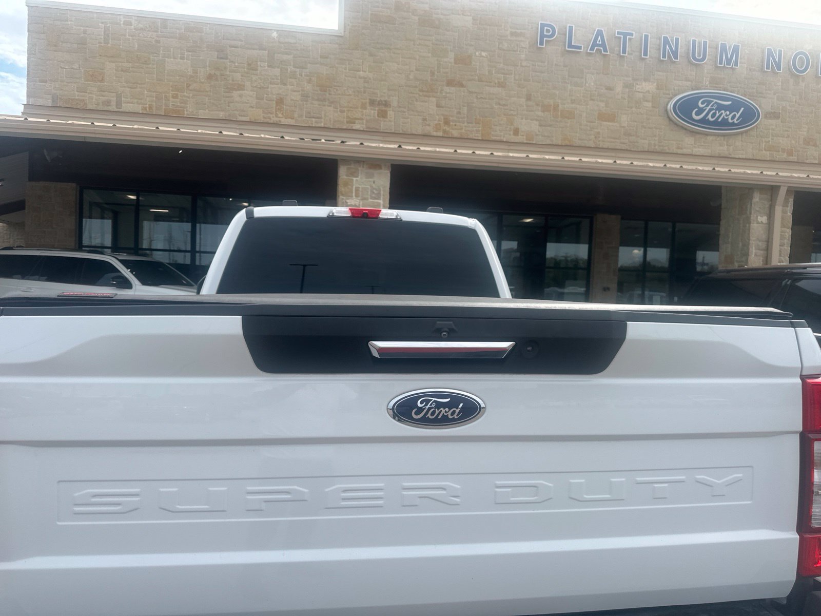 Used 2020 Ford F250 XLT w/ XLT Premium Package AWD/4WD image 4