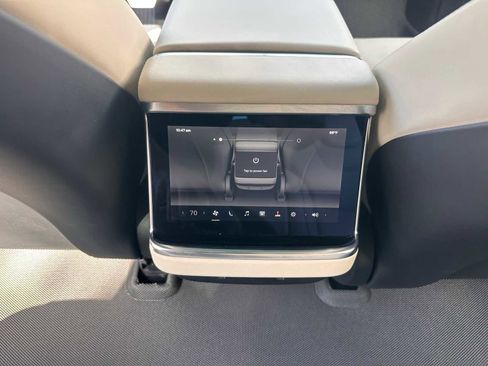 Used 2022 Tesla Model S Plaid image 22