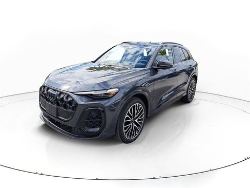 New 2025 Audi SQ5 Premium Plus image 2