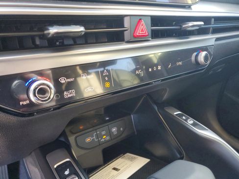 New 2026 Kia Sorento EX image 18