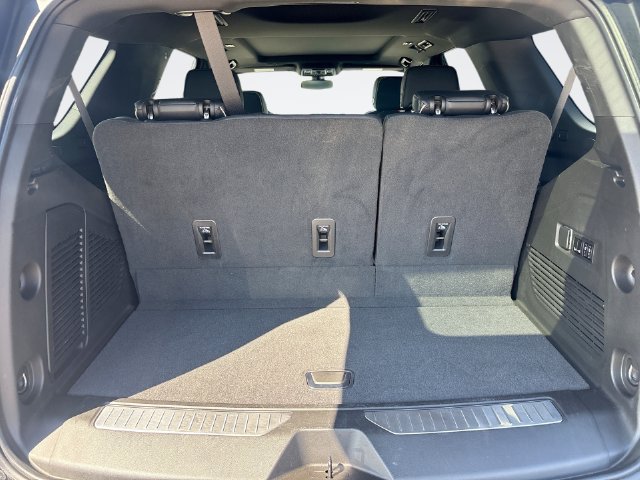 Used 2022 Chevrolet Tahoe Premier AWD/4WD image 26