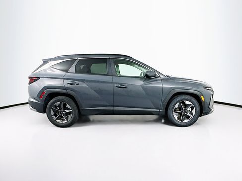 Used 2025 Hyundai Tucson SEL FWD image 10