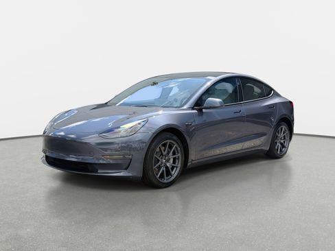 Used 2022 Tesla Model 3 Long Range image 6