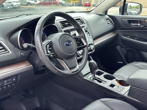 Used 2018 Subaru Outback 3.6R Limited AWD/4WD image 24