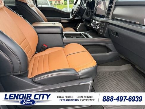 Used 2024 Ford F250 Platinum AWD/4WD image 13