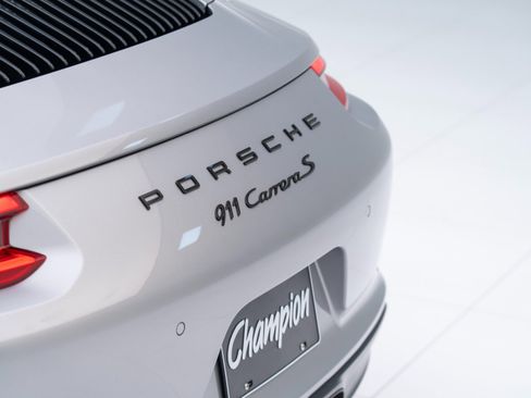 Used 2018 Porsche 911 Carrera S RWD image 13