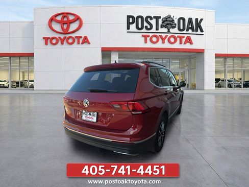 Used 2020 Volkswagen Tiguan SE FWD image 6
