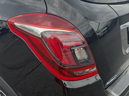 Used 2022 Buick Encore Preferred w/ Safety Package image 33