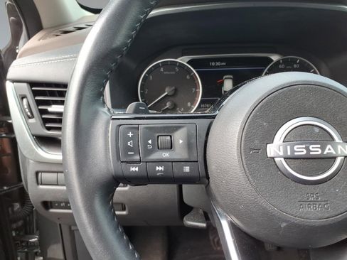 Used 2023 Nissan Rogue SV w/ SV Premium B Package AWD/4WD image 12