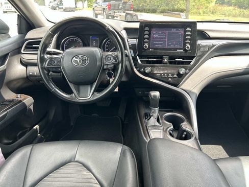 Used 2023 Toyota Camry SE FWD image 15