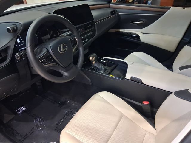 Used 2024 Lexus ES 350 w/ Premium Package FWD image 11