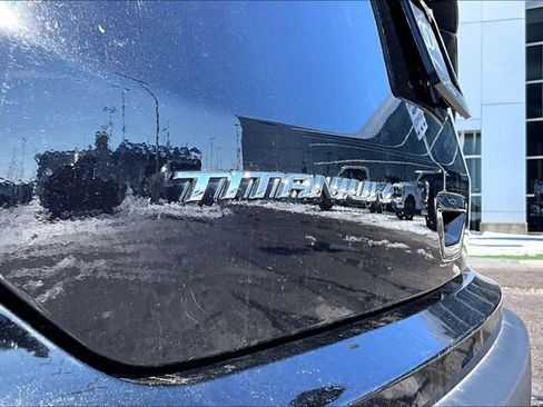 Used 2024 Ford Edge Titanium image 32