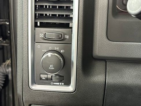 Used 2015 RAM 2500 Big Horn image 19