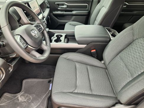New 2026 RAM 1500 4x4 Crew Cab image 13